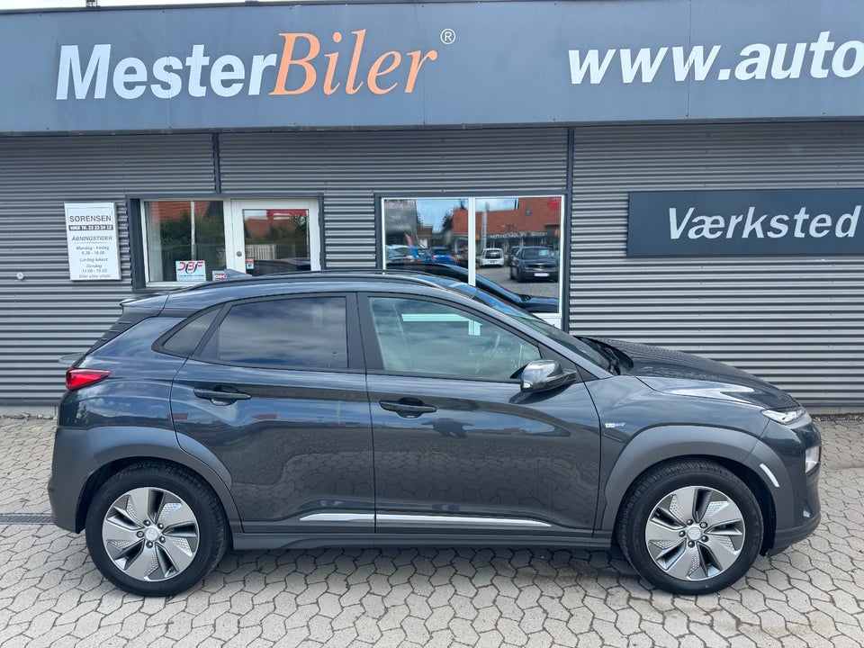 Hyundai Kona 64 EV Premium 5d