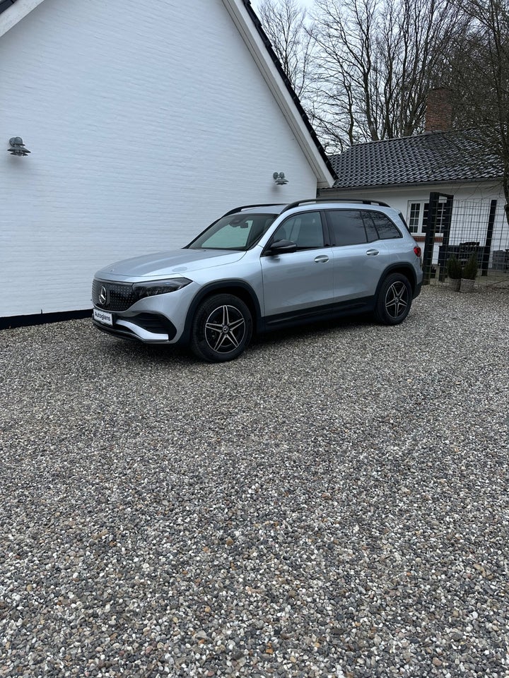 Mercedes EQB300 AMG Line 4Matic 5d