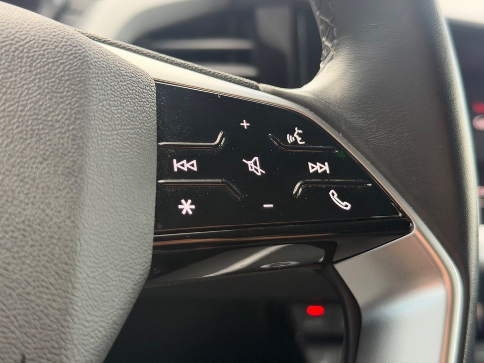 Audi Q4 e-tron 35 Proline 5d