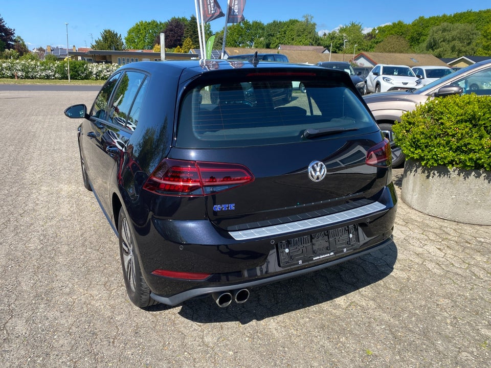VW Golf VII 1,4 GTE DSG 5d