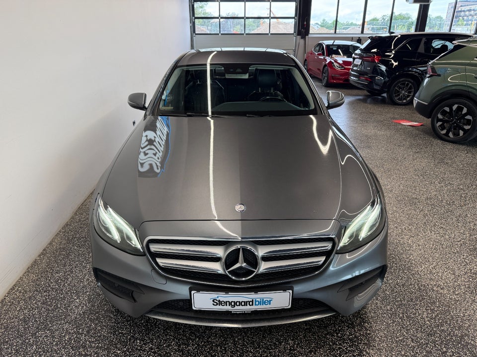 Mercedes E220 d 2,0 AMG Line aut. 4d