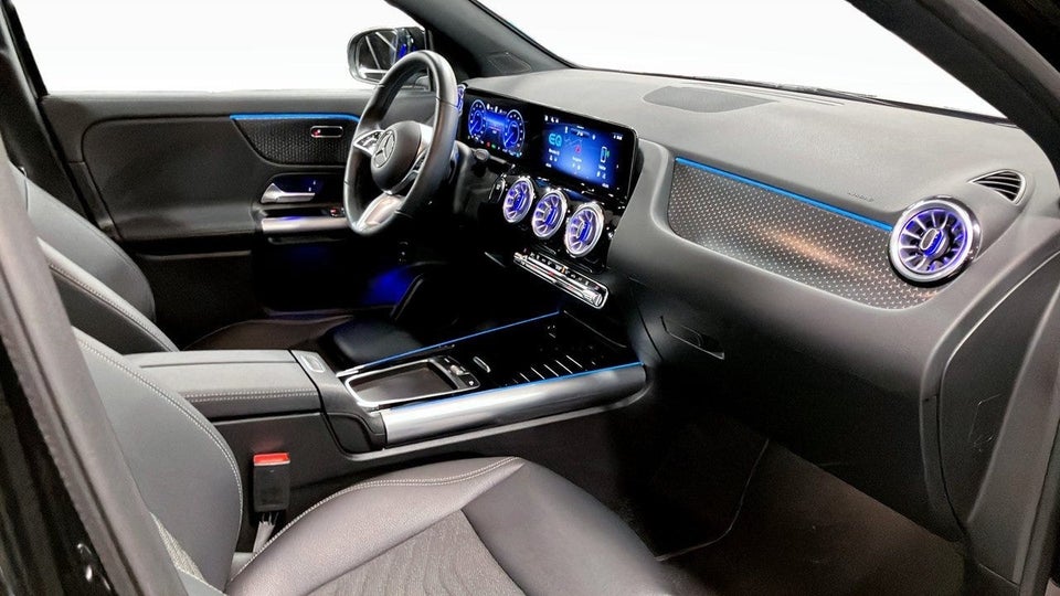Mercedes EQA250+ Progressive 5d