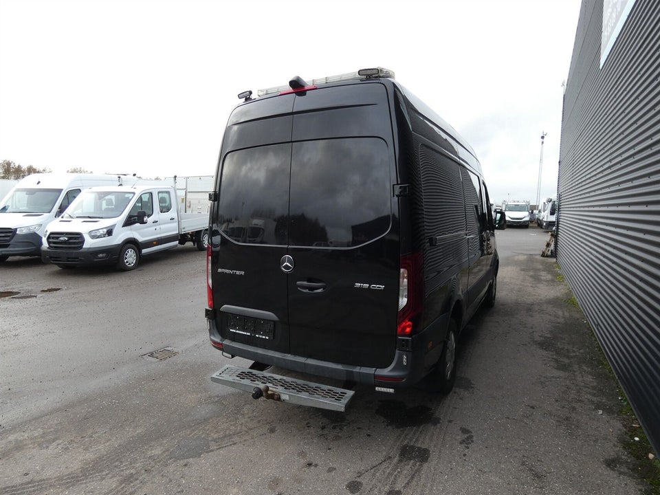 Mercedes Sprinter 319 3,0 CDi A2 Kassevogn aut. RWD