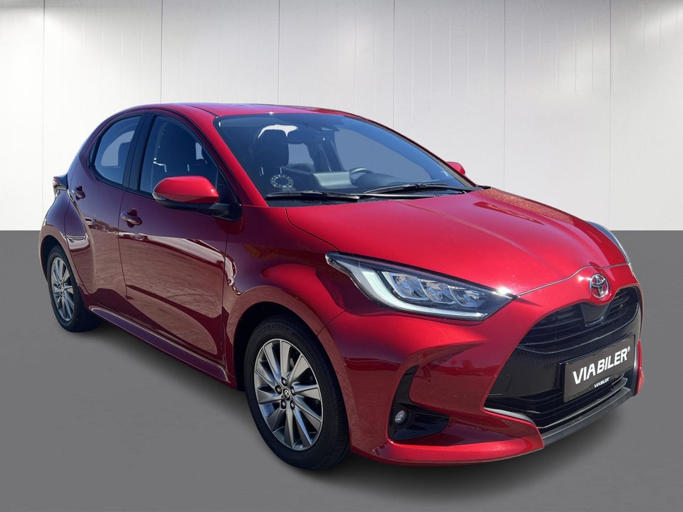 Toyota Yaris 1,5 Active Tech+ 5d