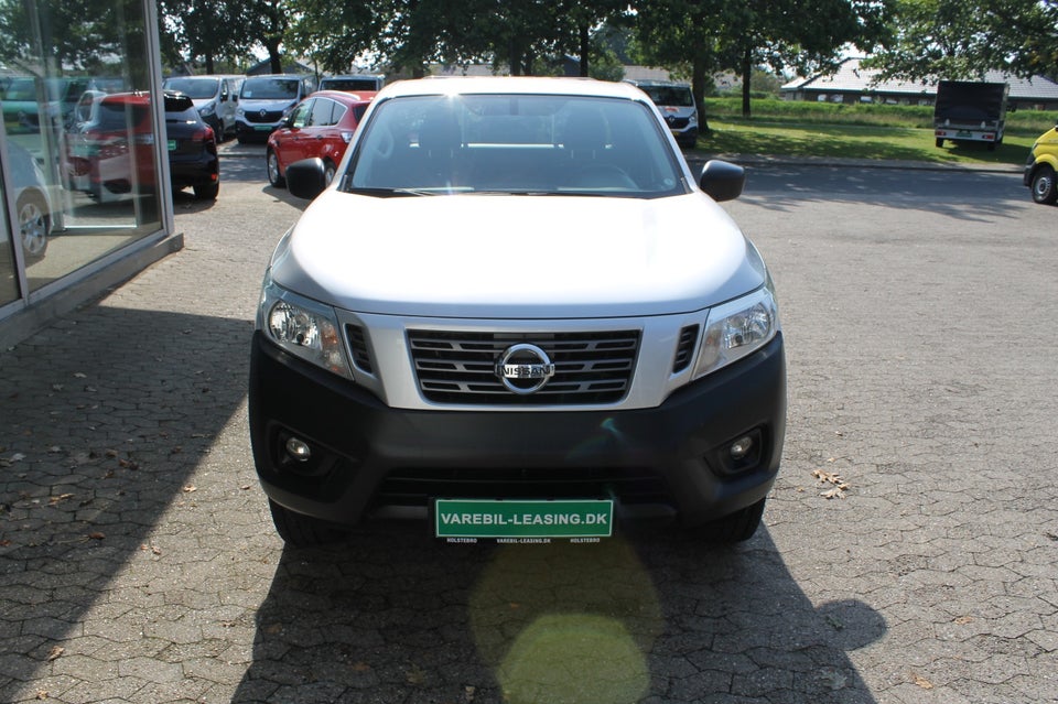 Nissan Navara 2,3 dCi 160 King Cab Visia 2d