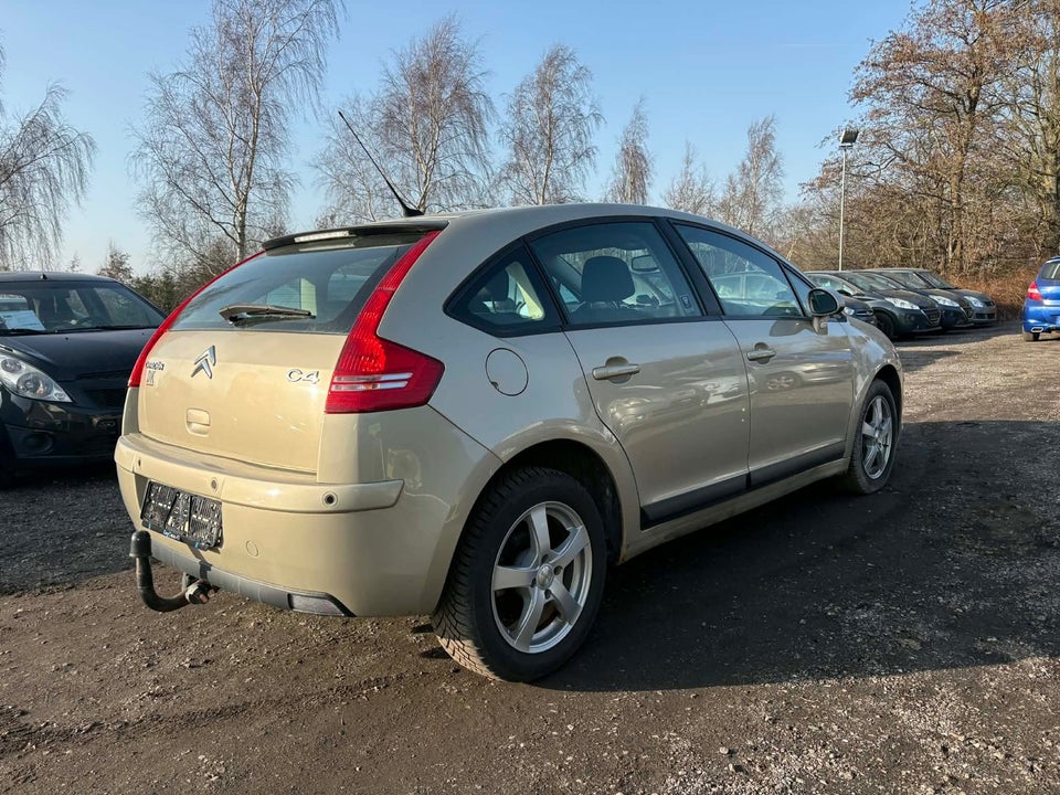 Citroën C4 1,6 HDi 5d