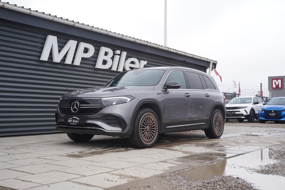 Mercedes EQB300 AMG Line 4Matic 5d