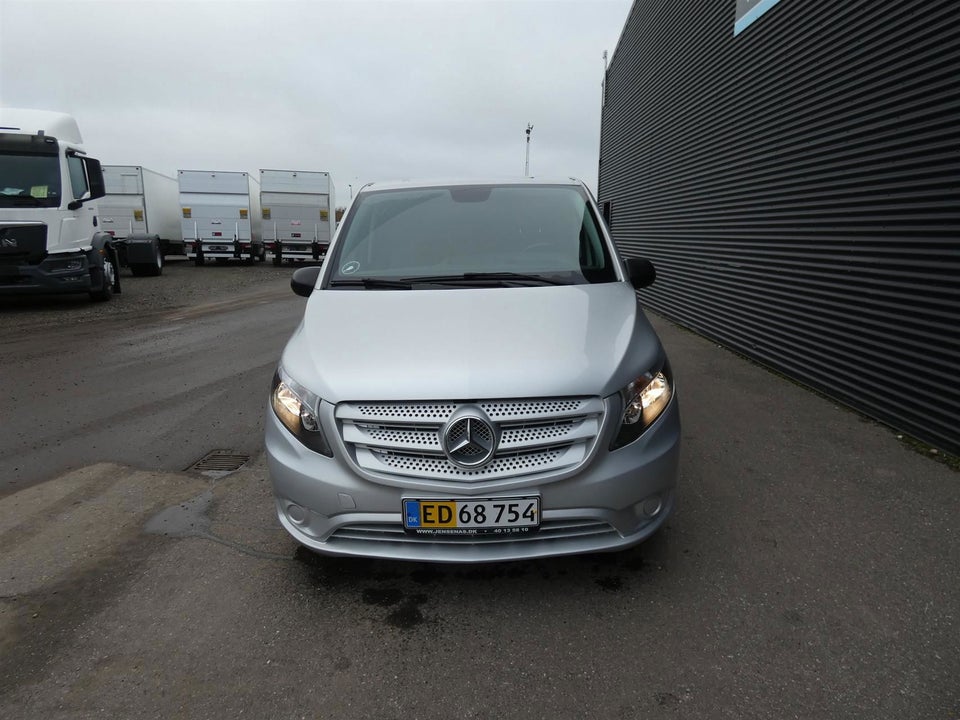 Mercedes Vito 114 2,0 CDi Kassevogn aut. L RWD