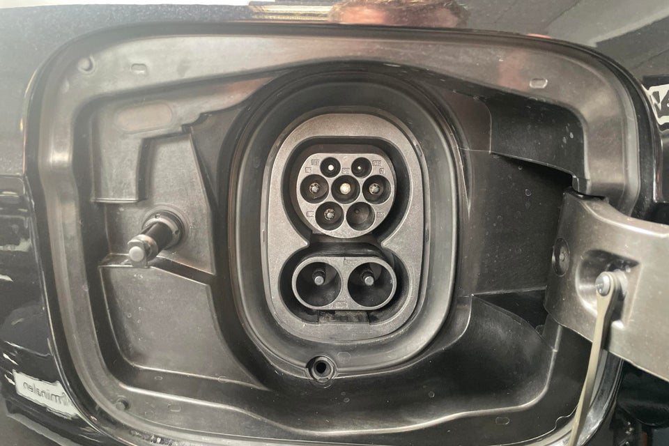 Skoda Enyaq 50 iV Loft 5d