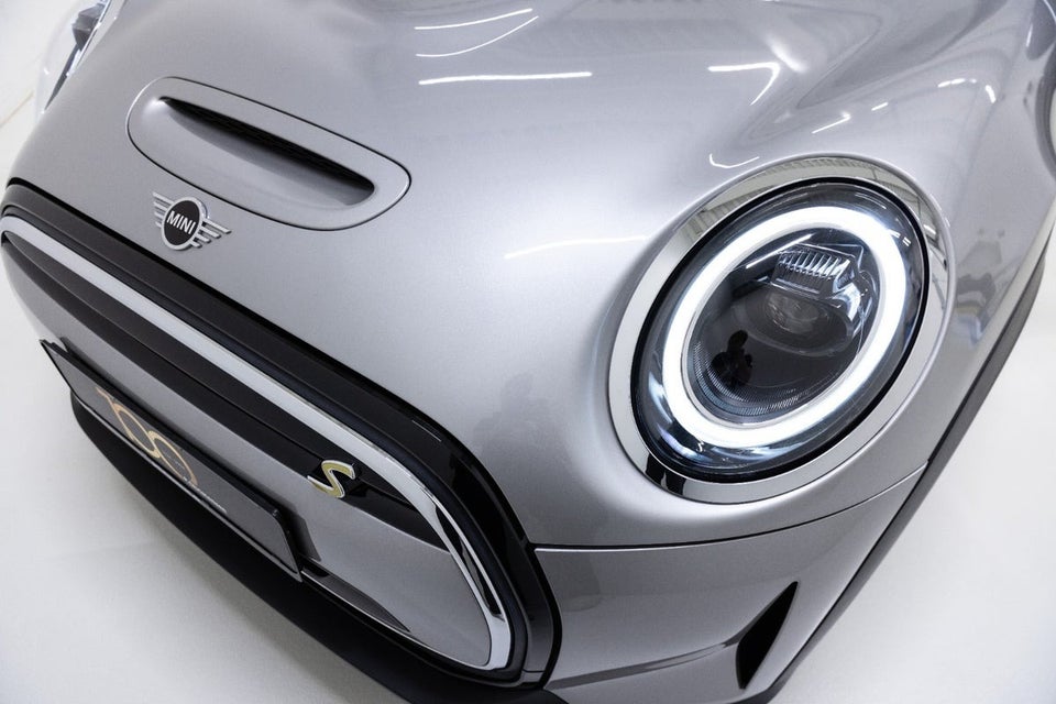MINI Cooper SE Camden Edition 3d
