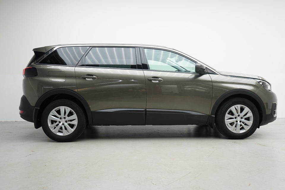 Peugeot 5008 1,5 BlueHDi 130 Strike 7prs 5d