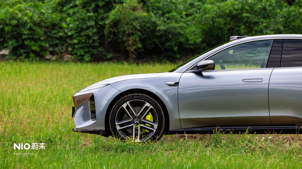 NIO ET5 100 Long Range 4d