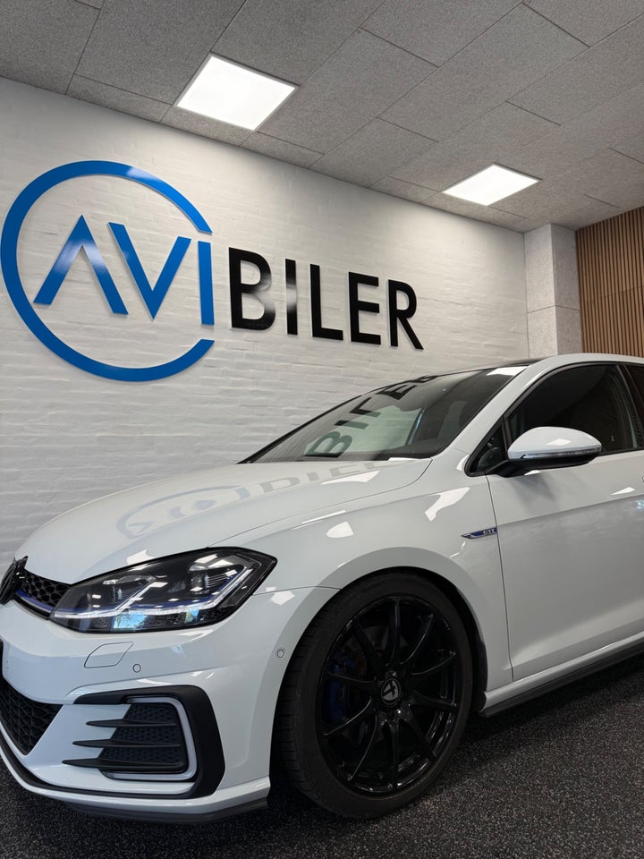 VW Golf VII 1,4 GTE DSG 5d