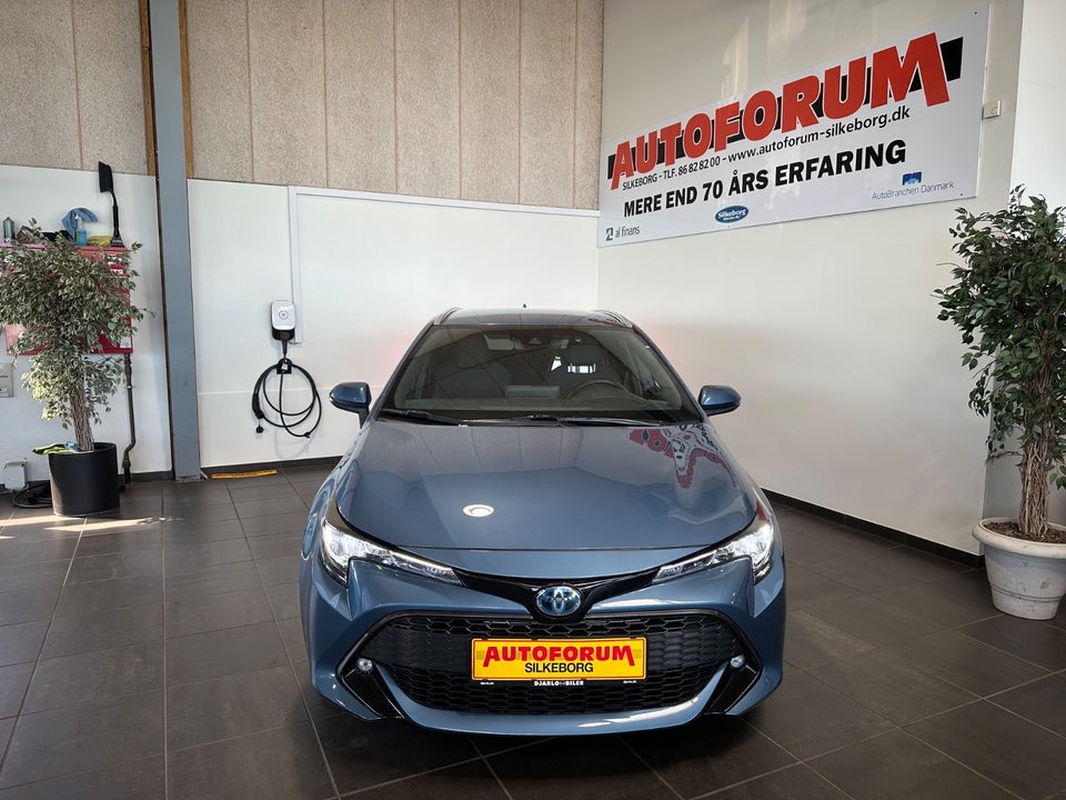 Toyota Corolla 1,8 Hybrid H3 Business Touring Sports MDS Van 5d