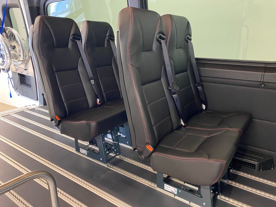 Mercedes Sprinter 317 2,0 CDi A2 Tourer PRO aut. RWD