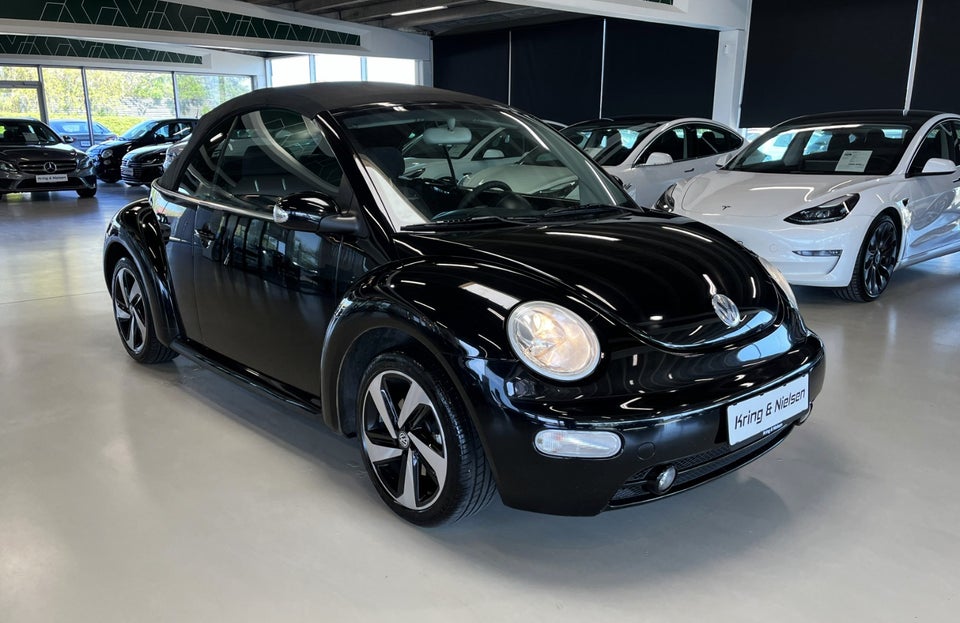 VW New Beetle 1,4 Cabriolet 2d