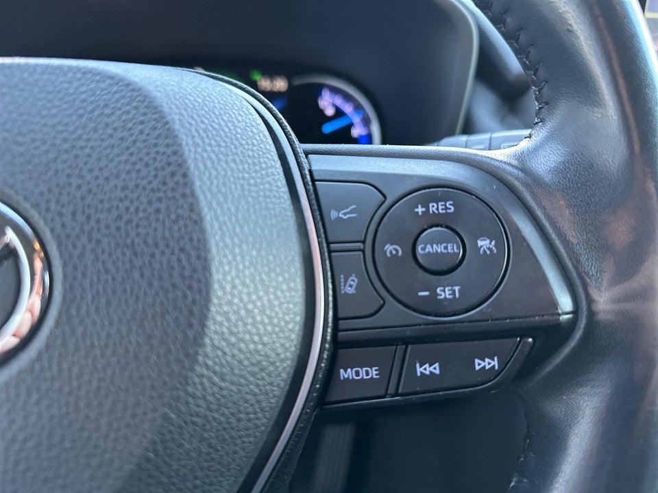 Toyota RAV4 2,5 Hybrid H3 Style MDS 5d