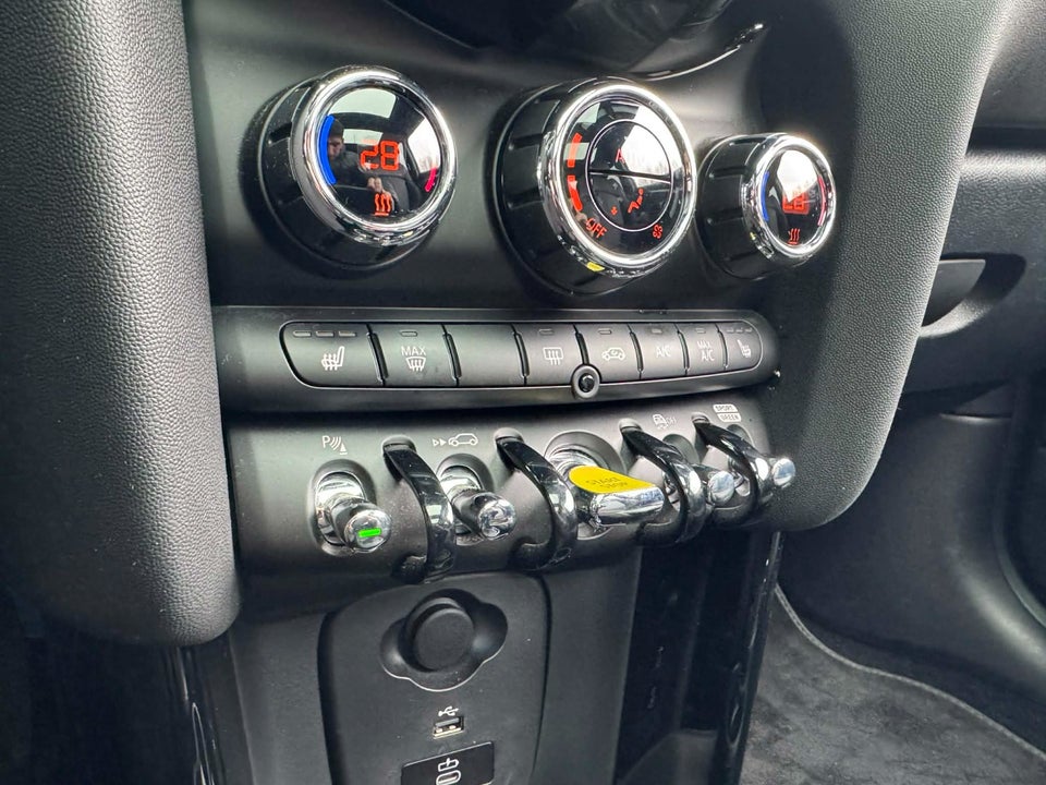 MINI Cooper SE Yours Trim 3d