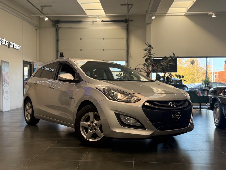 Hyundai i30 1,6 GDi Comfort Eco 5d