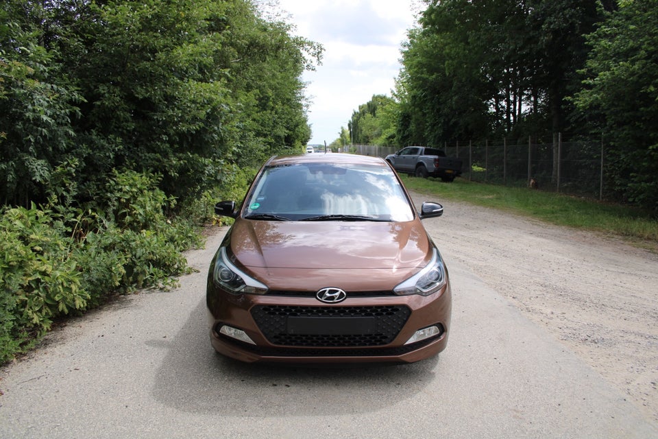 Hyundai i20 1,25 Black Line 5d