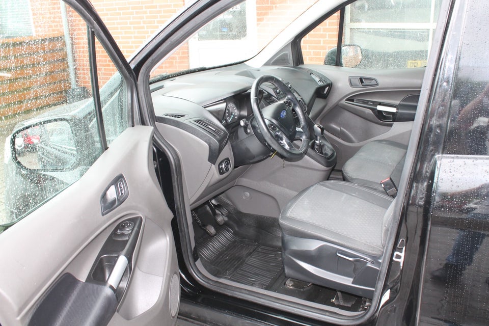 Ford Transit Connect 1,5 EcoBlue Active kort