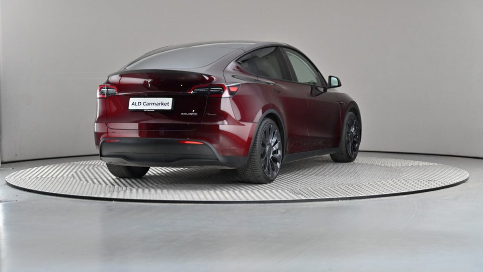 Tesla Model Y Performance AWD 5d