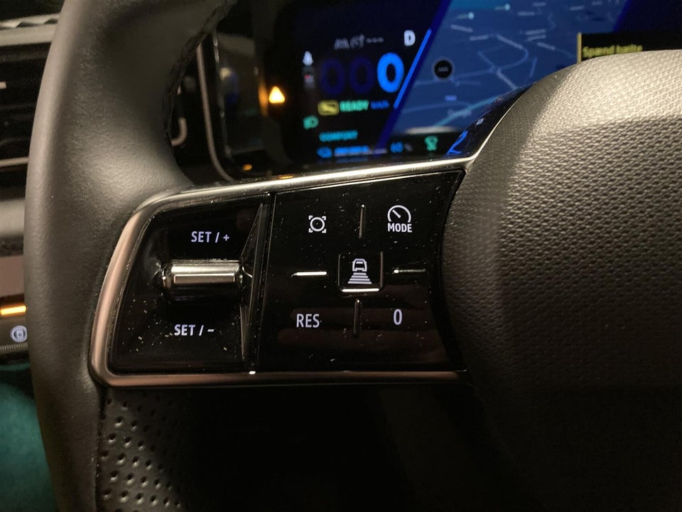 Renault 5 E-Tech 52 Iconic 5d