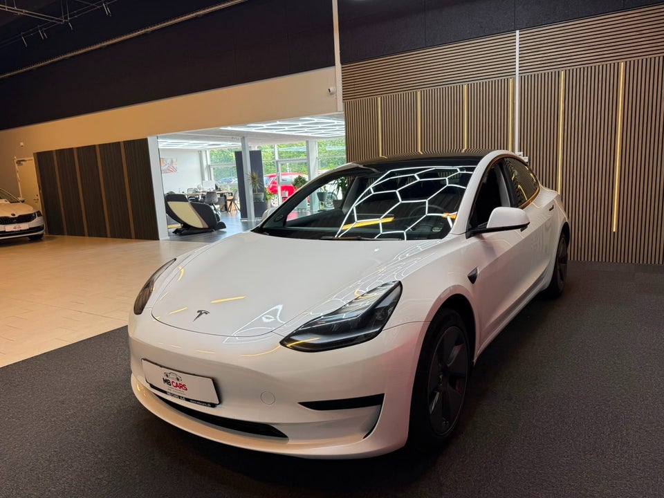 Tesla Model 3 RWD 4d