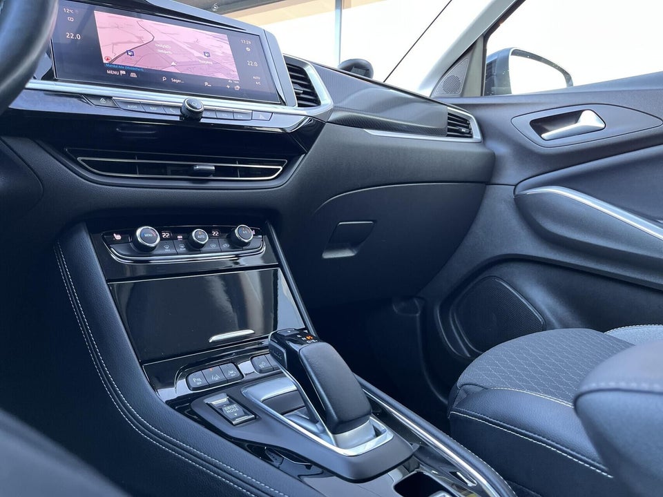 Opel Grandland 1,6 Hybrid GS Line aut. 5d