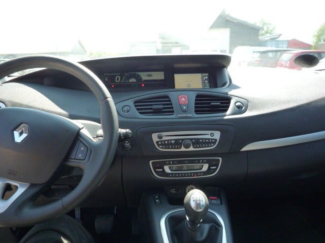 Renault Grand Scenic III 1,9 dCi 130 Expression 7prs 5d