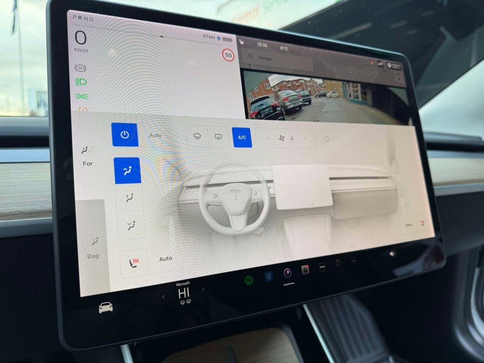 Tesla Model 3 Long Range RWD 4d