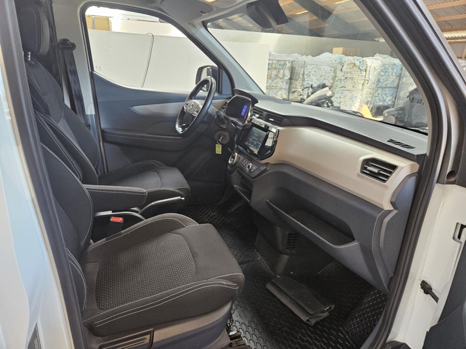 Maxus e-Deliver 3 52 Cargo Van SWB