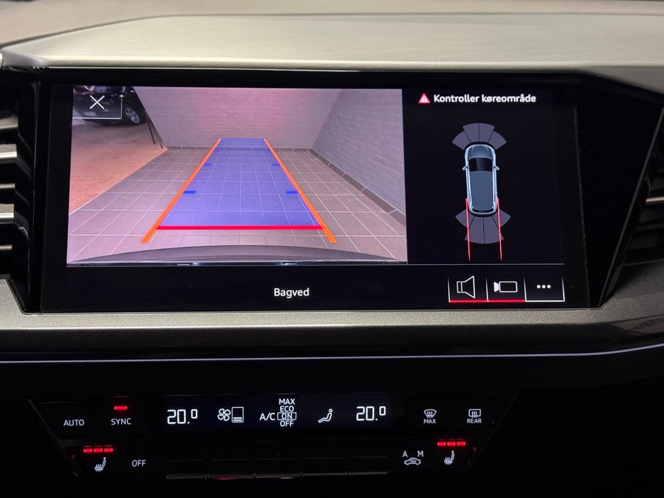 Audi Q4 e-tron 40 S-line 5d