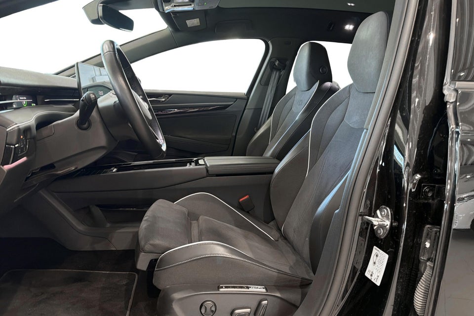 VW ID.7 77 Style+ Tourer 5d