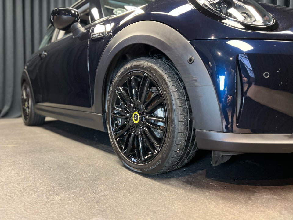 MINI Cooper SE Camden Edition 3d