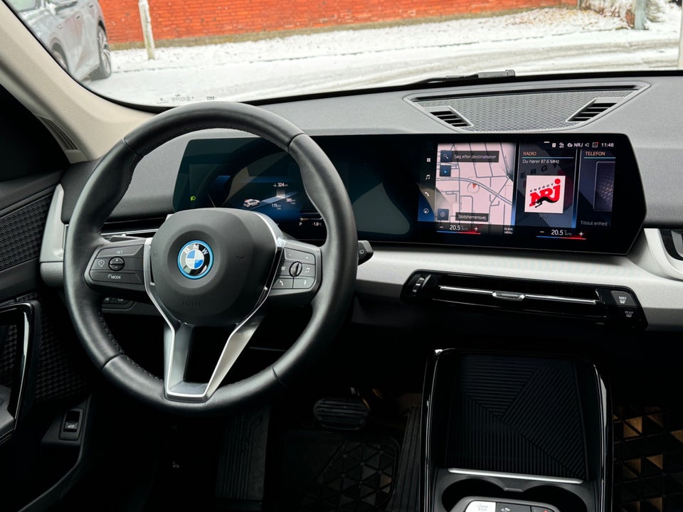 BMW iX1 xDrive30 5d