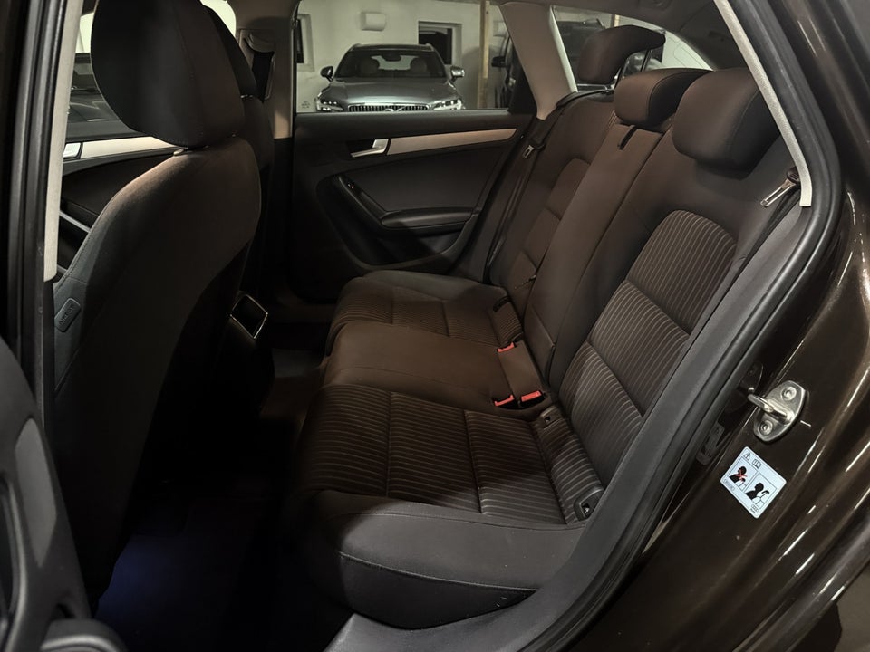 Audi A4 2,0 TDi 143 Avant 5d