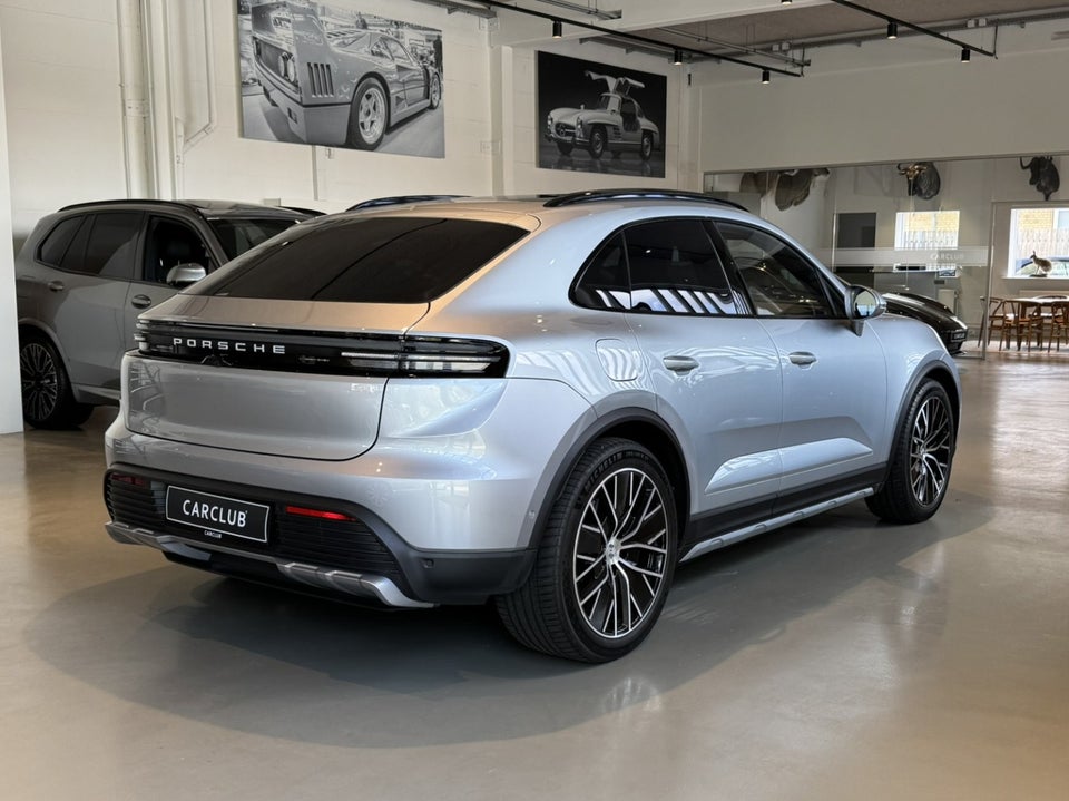 Porsche Macan 4 5d