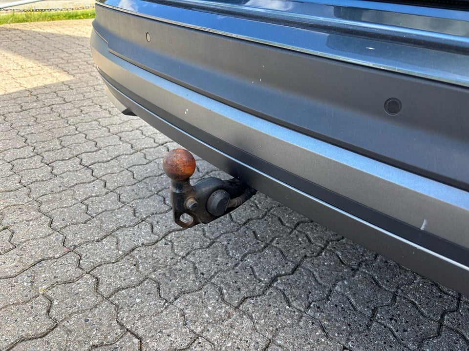 Skoda Enyaq 60 iV Plus 5d