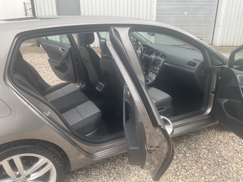 VW Golf VII 1,4 TSi 122 Edition 40 BMT 5d