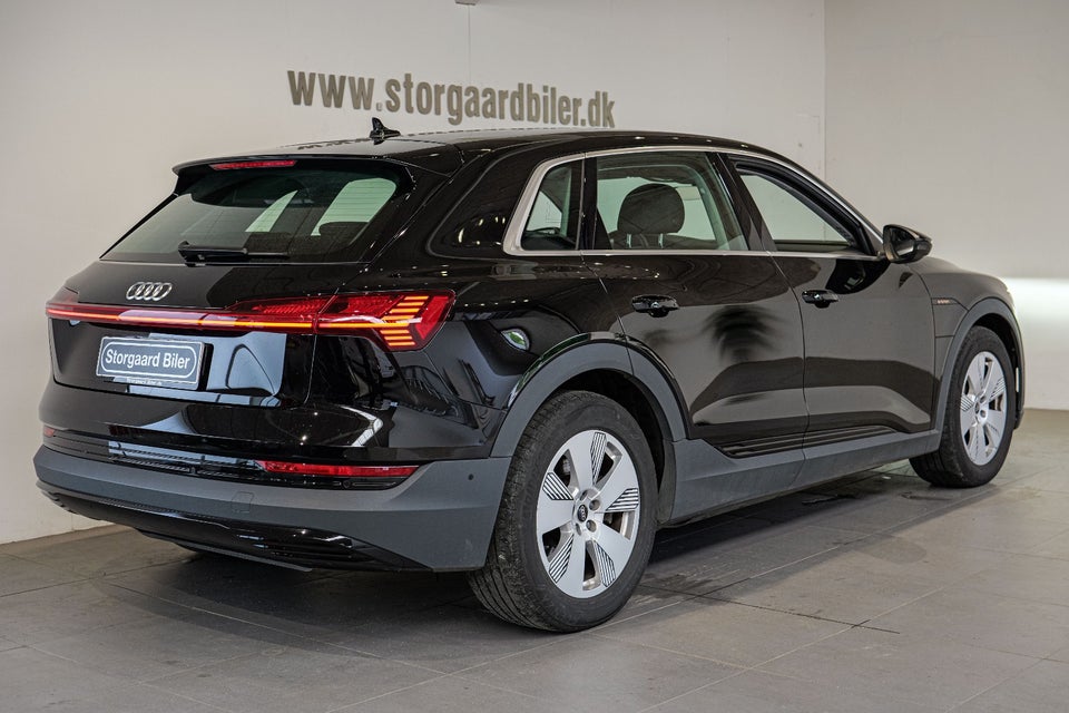 Audi e-tron 50 quattro 5d