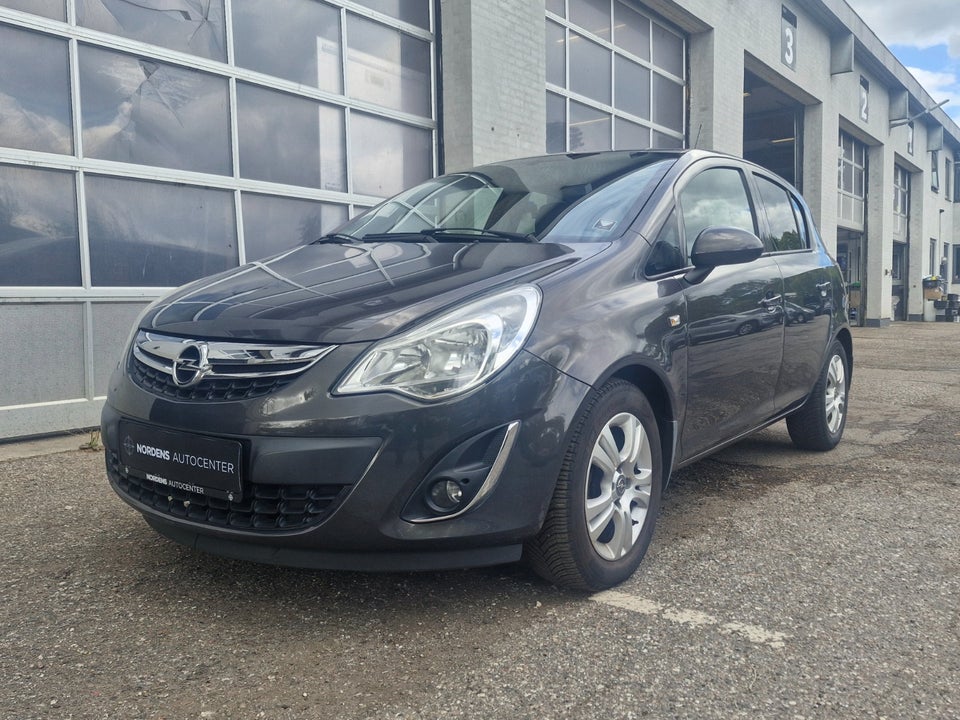 Opel Corsa 1,2 16V Cosmo aut. 5d