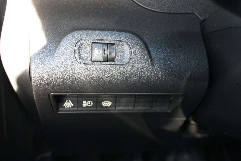 Peugeot Partner 1,5 BlueHDi 100 L2V2 Plus Van