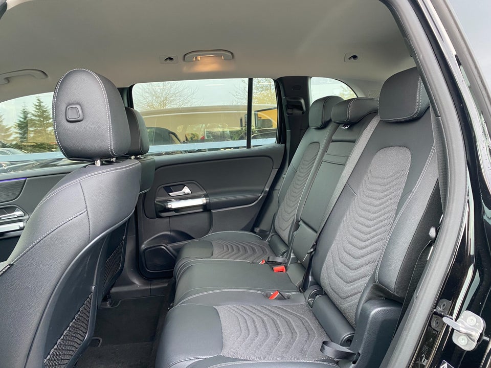 Mercedes EQB250+ Progressive 5d