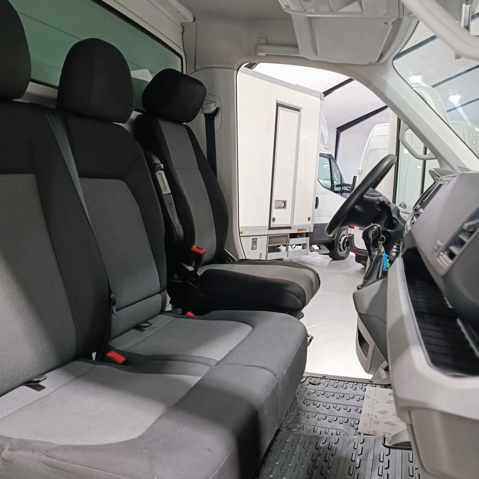 VW Crafter 35 2,0 TDi 177 Ladvogn L4 aut.