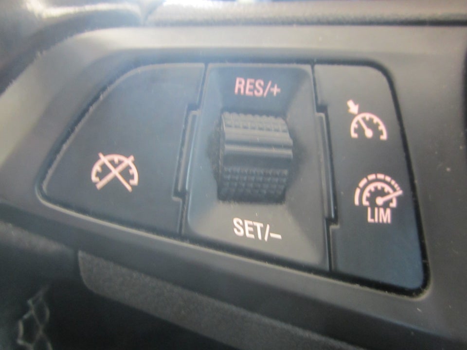 Opel Corsa 1,4 16V Enjoy 5d