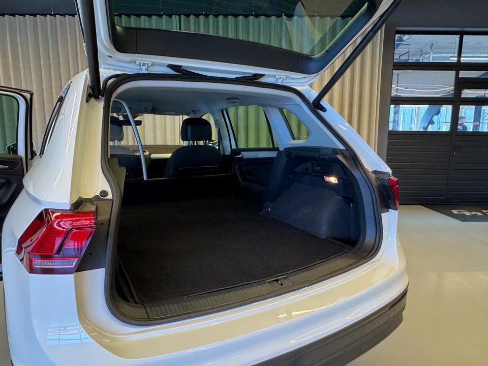 VW Tiguan 2,0 TDi 150 Comfortline DSG Van 5d