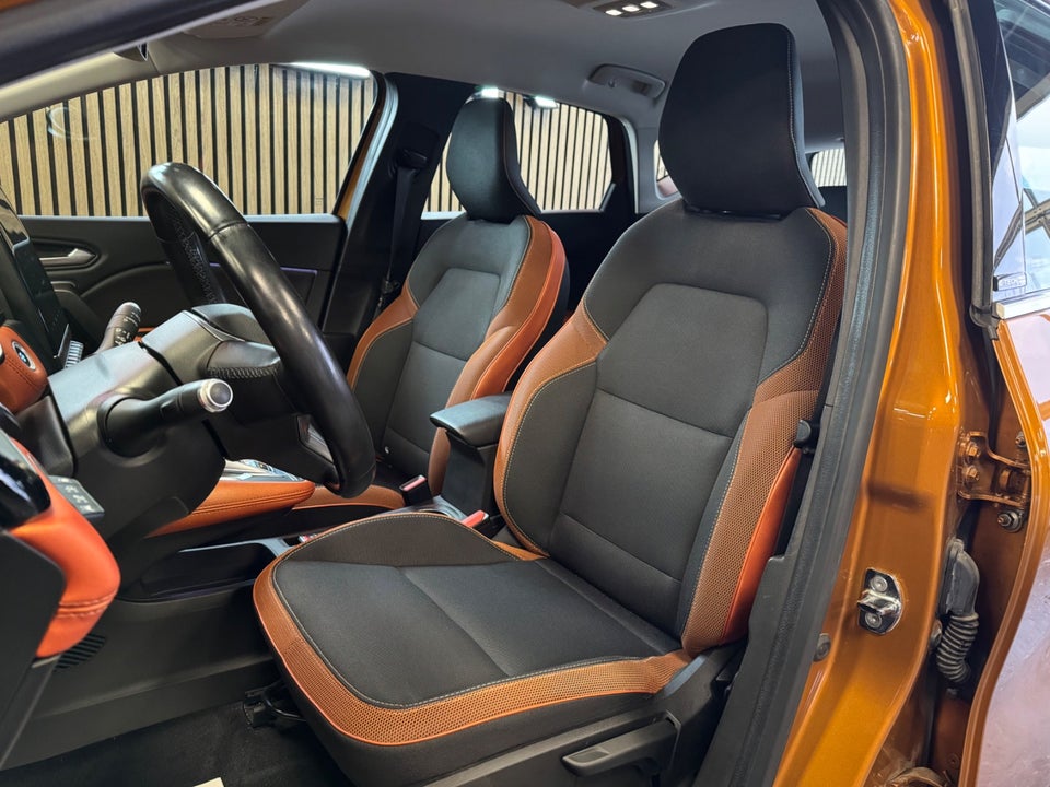 Renault Captur 1,6 E-Tech Intens 5d