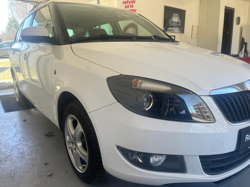 Skoda Fabia 1,2 12V Ambition Combi 5d