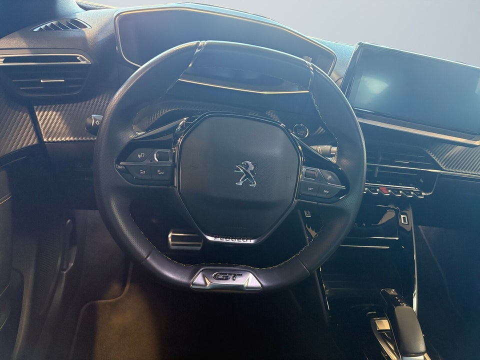Peugeot e-2008 50 GT Sky 5d